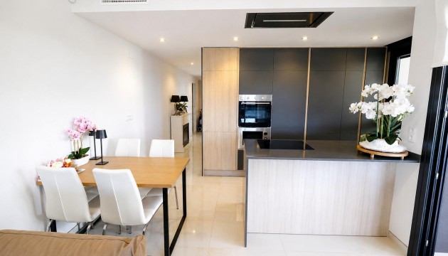 Odsprzedaż - Apartment - Orihuela Costa - Punta Prima
