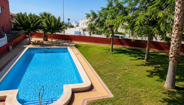 Odsprzedaż - Bungalow - Orihuela Costa - Los Altos