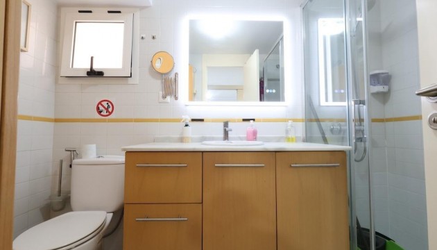Odsprzedaż - Apartment - Orihuela Costa