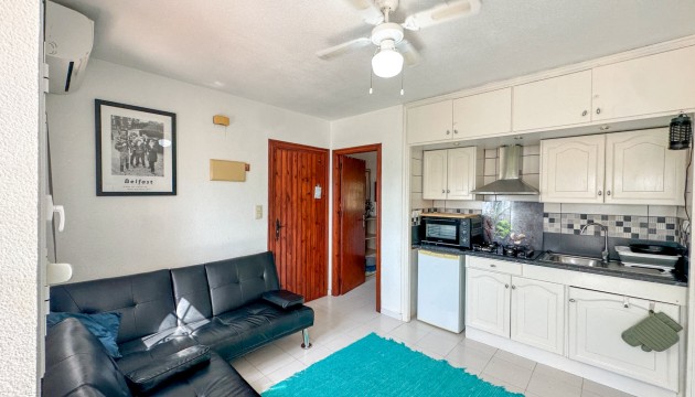 Resale - Bungalow - San Miguel de Salinas