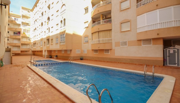Перепродажа - Квартира - Torrevieja
