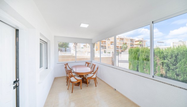 Odsprzedaż - Detached Villa - Orihuela Costa - Villamartín