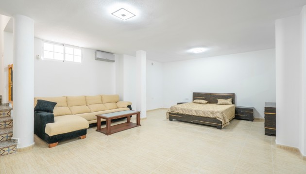 Odsprzedaż - Detached Villa - Orihuela Costa - Villamartín