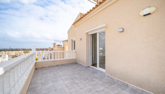 Odsprzedaż - Detached Villa - Orihuela Costa - Villamartín