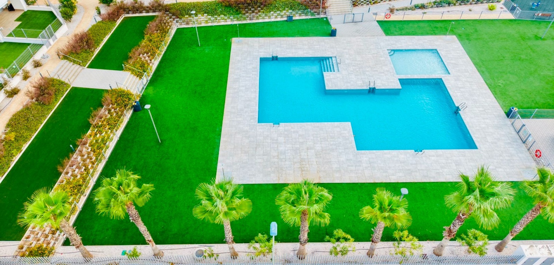 Apartment in Villamartin - Image 2