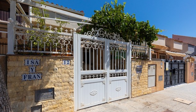 Odsprzedaż - House - Los Alcazares - Centro