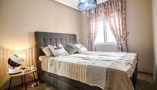 Odsprzedaż - Apartment - Torrevieja - El chaparral