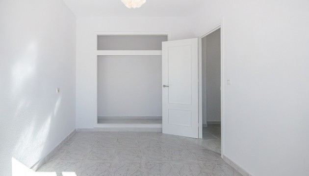 Begagnad - House - San Miguel de Salinas