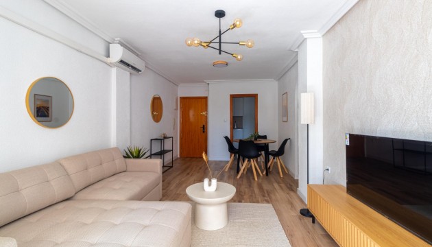 Odsprzedaż - Apartment - Torrevieja - Torrelamata - La Mata