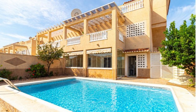 Videresalg - Bungalow - Orihuela Costa - Punta Prima