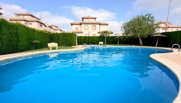 Begagnad - Parhus - Orihuela Costa