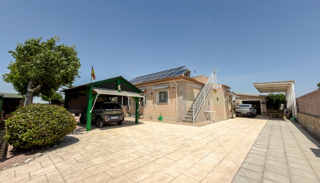 Reventa - Chalet Independiente - Catral