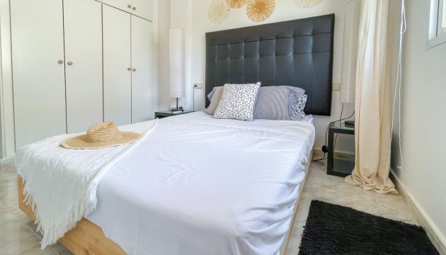 Videresalg - Rekkehus - Torrevieja - La Siesta - El Salado -  Torreta