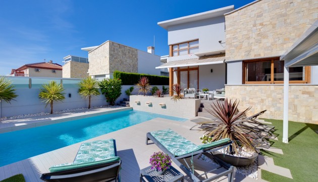 Resale - Detached Villa - Ciudad Quesada - Doña Pepa