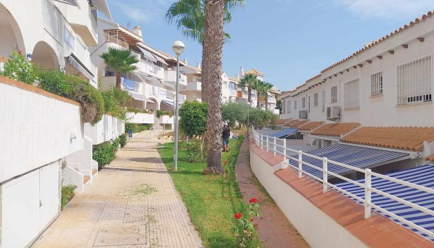 Resale - Apartment - Orihuela Costa - Cabo Roig