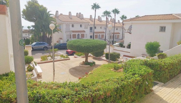 Resale - Apartment - Orihuela Costa - Cabo Roig