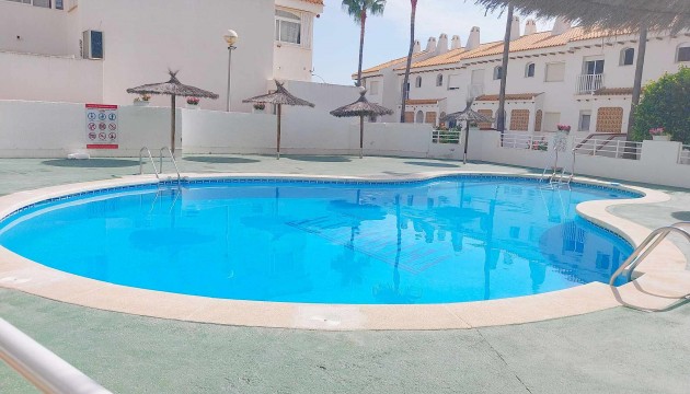 Resale - Apartment - Orihuela Costa - Cabo Roig