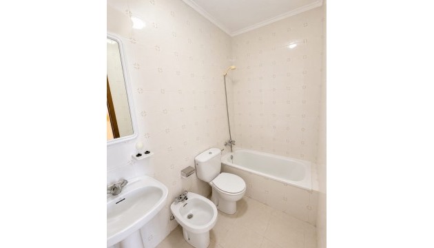 Resale - Apartment - Alicante - Alicante (Costa Blanca)