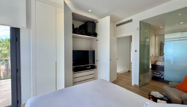 Reventa - Chalet Independiente - San Miguel de Salinas - Bellavista