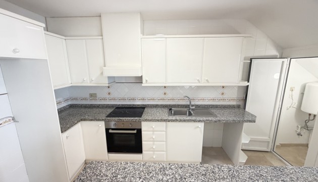 Resale - Bungalow - Orihuela Costa - Rioja