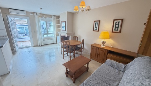 Resale - Bungalow - Orihuela Costa - Rioja