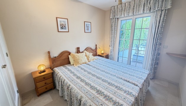 Resale - Bungalow - Orihuela Costa - Rioja