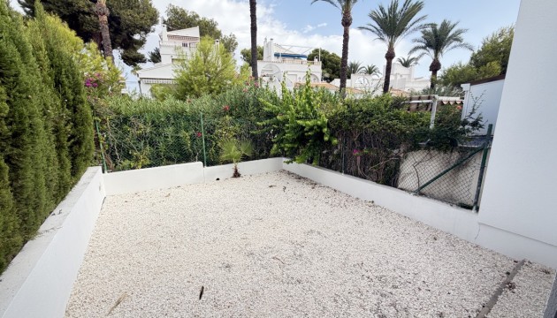Resale - Bungalow - Orihuela Costa - Rioja