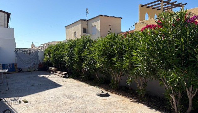 Odsprzedaż - Detached Villa - Torrevieja - La Siesta - El Salado -  Torreta