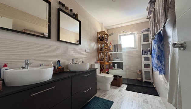 Odsprzedaż - Detached Villa - Torrevieja - La Siesta - El Salado -  Torreta