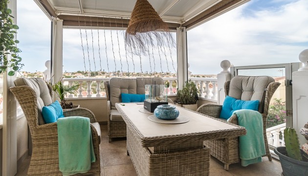 Begagnad - House - La Marina
