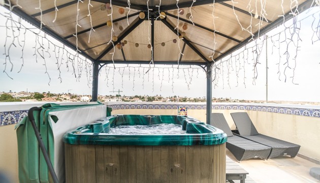Begagnad - House - La Marina
