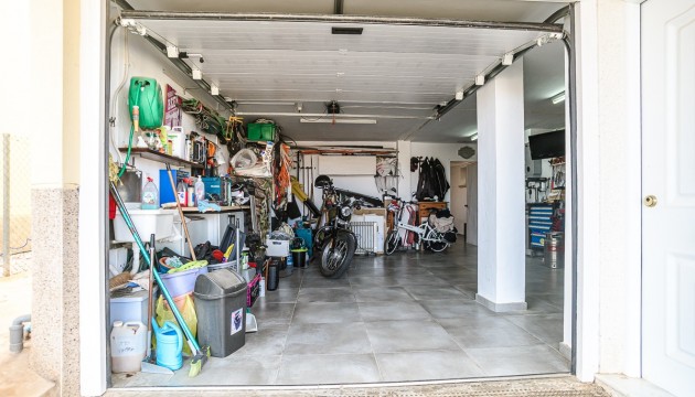 Begagnad - House - La Marina