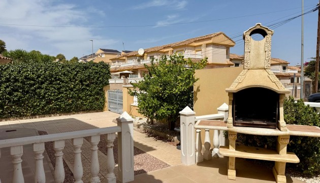 Resale - Detached Villa - Orihuela Costa - Villamartín