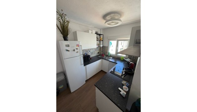 Resale - Apartment - Orihuela Costa - Punta Prima