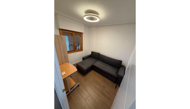 Resale - Apartment - Orihuela Costa - Punta Prima
