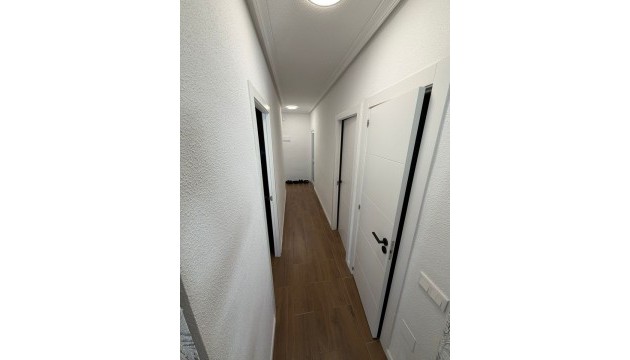 Resale - Apartment - Orihuela Costa - Punta Prima