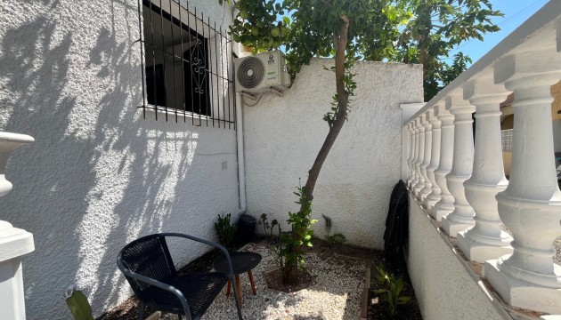 Resale - House - La Marina - San Fulgencio