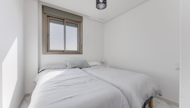 Resale - Apartment - Santa Pola - Tamarit