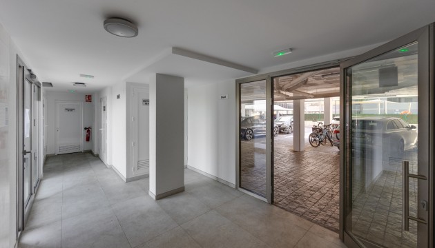Resale - Apartment - Santa Pola - Tamarit