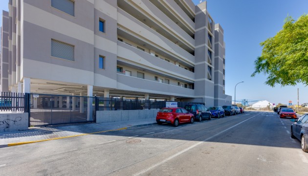 Resale - Apartment - Santa Pola - Tamarit