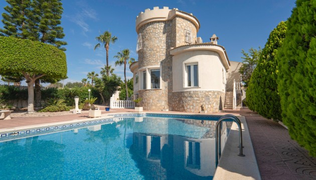 Перепродажа - отдельная вилла - Ciudad Quesada - Doña Pepa