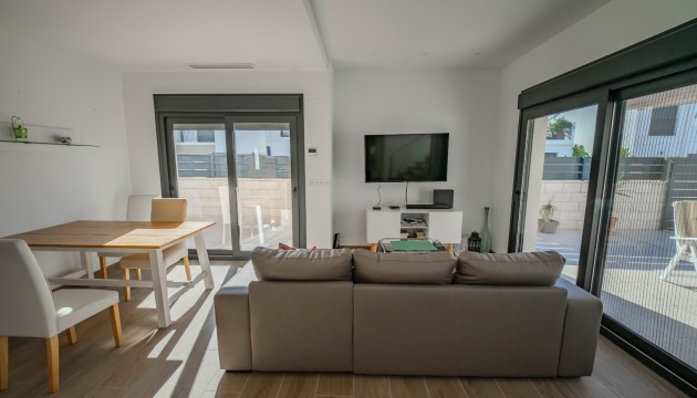 Перепродажа - Полуотдельная вилла - Ciudad Quesada