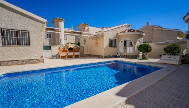 Перепродажа - отдельная вилла - Ciudad Quesada - La  Marquesa Golf