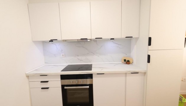 Wiederverkauf - Apartment - Orihuela Costa - La Zenia