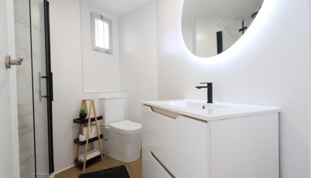 Wiederverkauf - Apartment - Orihuela Costa - La Zenia