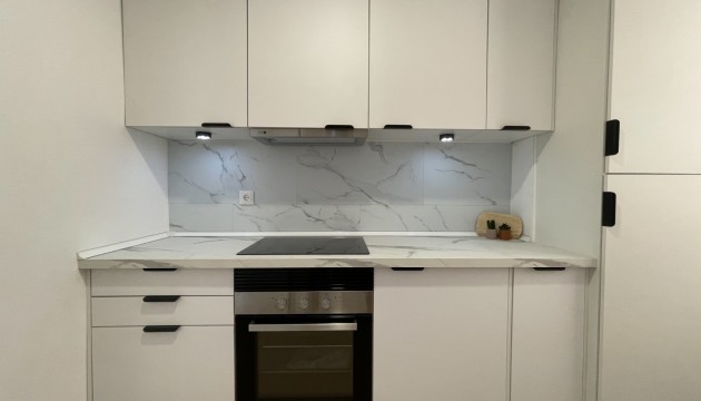 Resale - Apartment - Orihuela Costa - Cabo Roig