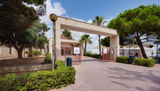 Wiederverkauf - Bungalow - Torrevieja - El Acequión - Los Náufragos