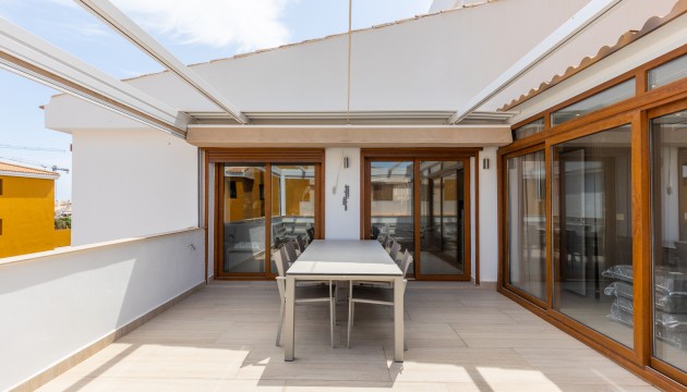 Wiederverkauf - Apartment - Torrevieja - Punta Prima