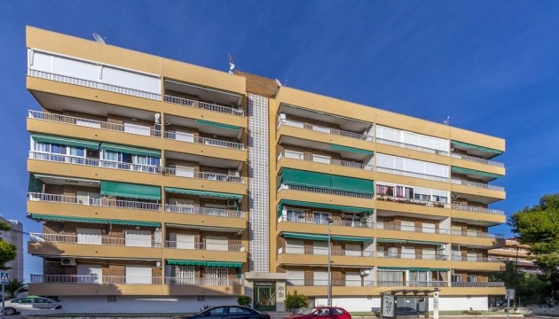 Wiederverkauf - Apartment - Torrevieja - Punta Prima