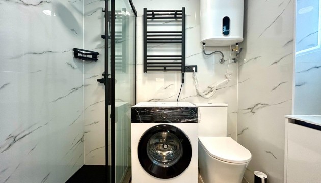 Wiederverkauf - Apartment - Torrevieja - Punta Prima